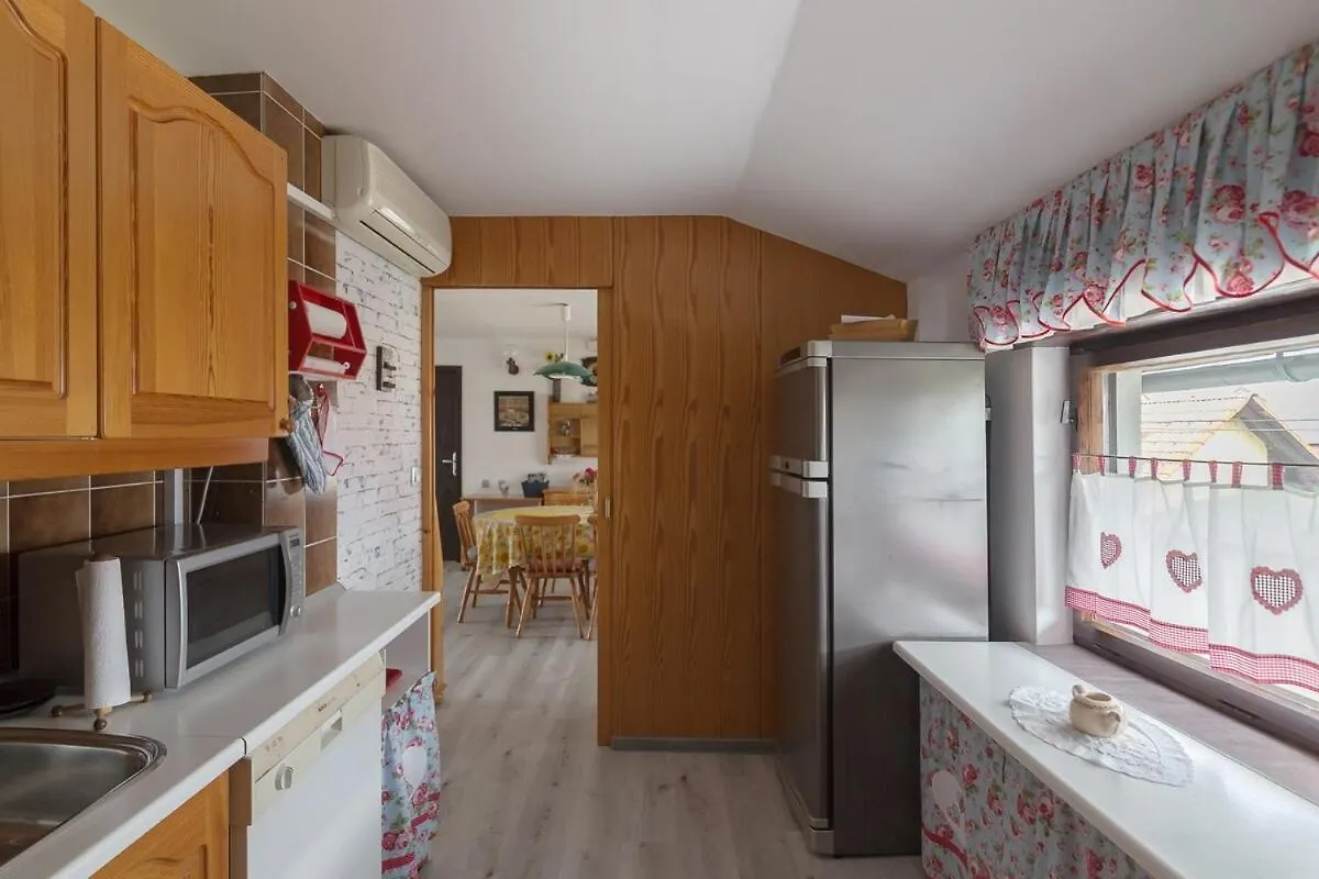 Family Apartment Nakiteya Lubiana Slovenia